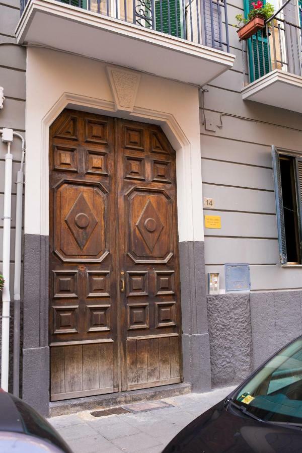 B&B Sosta Flegrea Napels Buitenkant foto